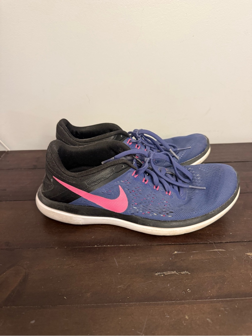 Nike Flex 2016 RN Women’s Running Shoes Purple Pink Black Size 8.5